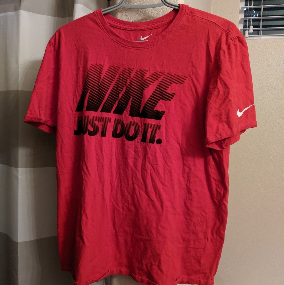Mens Nike shirt
